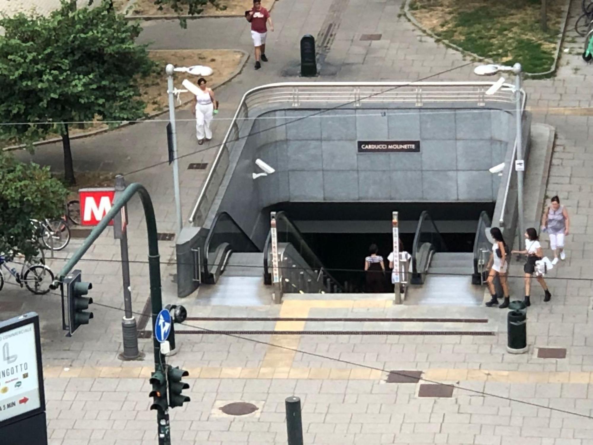 Metro Molinette Panoramico Con 6 Posti Letto Apartman Torino Kültér fotó